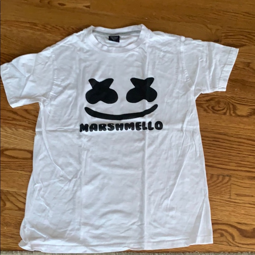 White marshmallow t shirt NEW